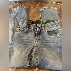 Levi's boys Blue Jeans
Size 7 regular